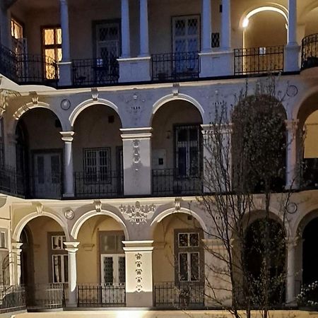 Your Gorgeous And Spacious Dream Home Free Parking Budapest Kültér fotó
