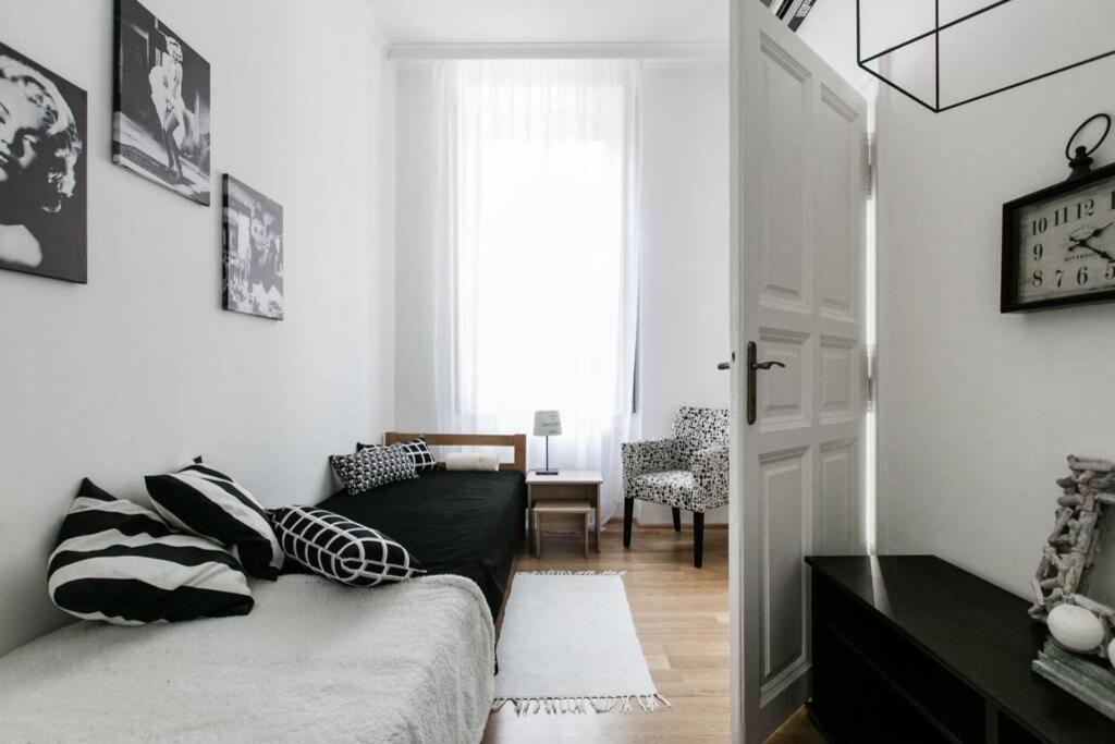 Your Gorgeous And Spacious Dream Home Free Parking Budapest Kültér fotó